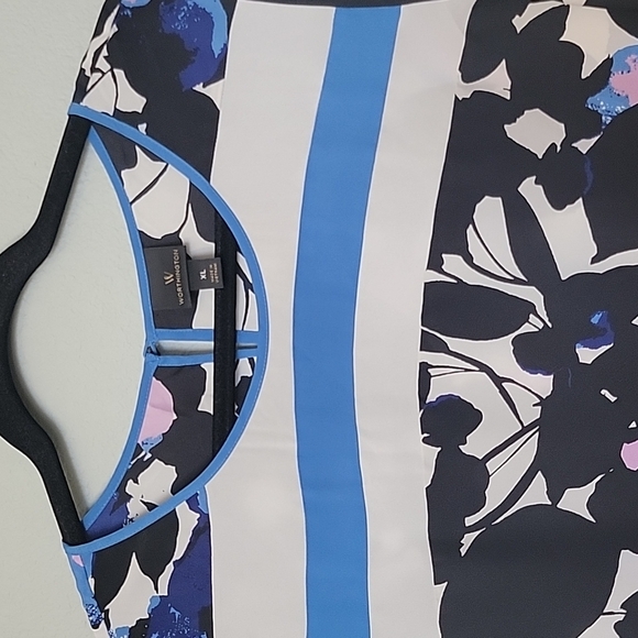 Worthington XL short sleeve floral top - Picture 3 of 7